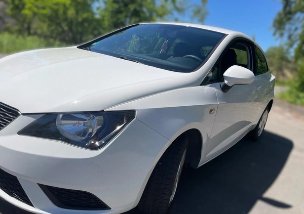 Seat Ibiza cena 22000 przebieg: 82000, rok produkcji 2013 z Czerniejewo małe 154